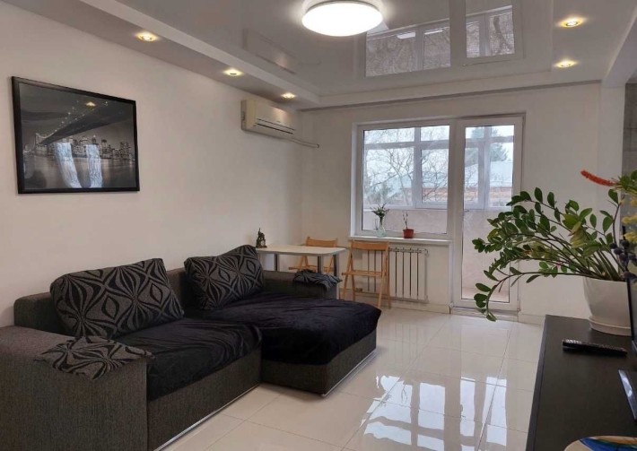 5m Аренда 3 квартира метро Дворец Спорта  Новые Дома Героев Харькова - фото 1