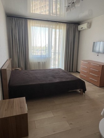 Срочно сдам квартиру в ЖК"Среднефонтанский", ул.Среднефонанская 30/1 - фото 1