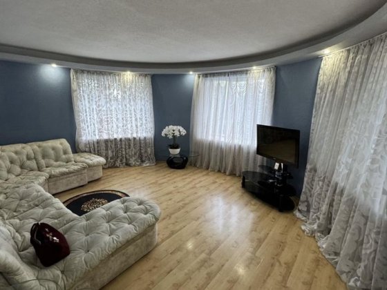 Реальная 2-к квартира в Центре, Ярослава Мудрого, ул. Искусств 7/9 Харків