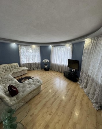 Реальная 2-к квартира в Центре, Ярослава Мудрого, ул. Искусств 7/9 - фото 1