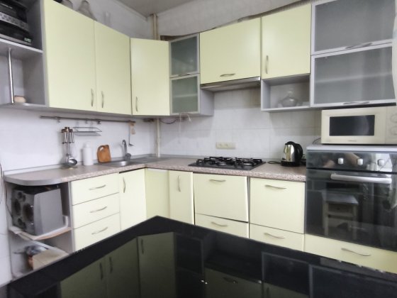 Можно помесячно и длительно! 2х ком-я кв в сталинке на Успенской Одеса