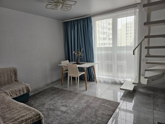 Сдам 1 комнатную 2х.уровневую квартиру Владислава Бувалкина Атриум Одеса