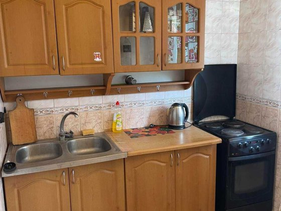 Сдам хорошую трёшку на ХТЗ в 16-ке на среднем этаже! Харків