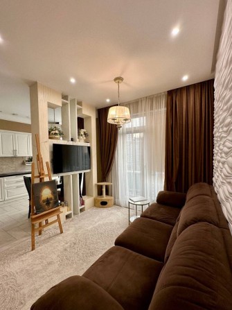 Сдам 1 комн квартиру в 8 жемчужине - фото 1