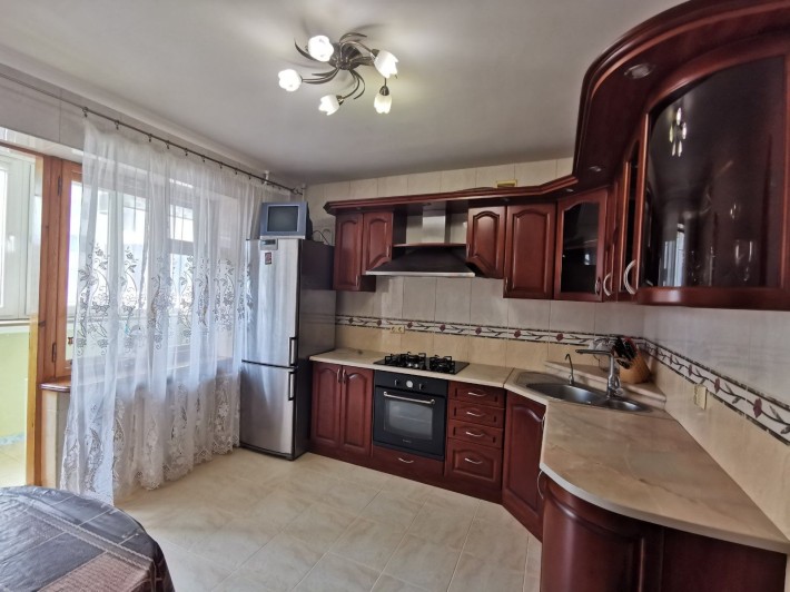 Сдам 2- к квартиру на Тополева между Королева и Вузовским - фото 1