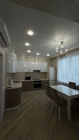 Сдам стильную квартиру в Аркадии, ЖК 36 Жемчужина - фото 1