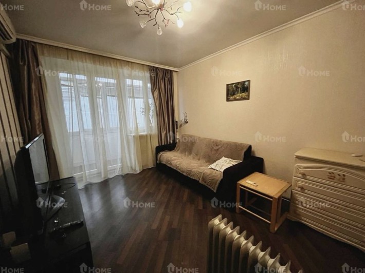 Двокімнатна квартира/ метро Наукова - фото 1