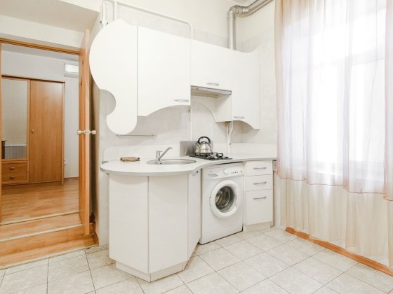 Сдам 1 комнатную квартиру, на Дерибасовской 19, 2/3, газ, свет есть!!! Одеса