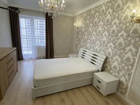 Сахарова, первая аренда, квартира в новом доме, балкон, охрана Одеса