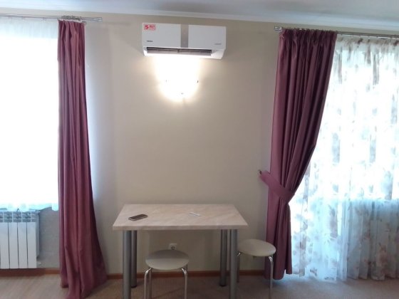 Аренда Сдам 1 к Газ центр отопление Новая Красивая Теплая Чистая 42 м Слобожанское