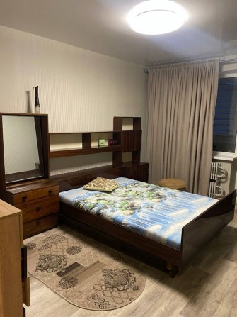 Здам 3-кімнатну квартиру в Дніпро, ж/м Лівобережний-3, пр. Миру, 18 - фото 1