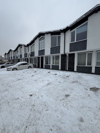 Оренда смарт квартири з паркувальним міцем та зарядкою авто - фото 1