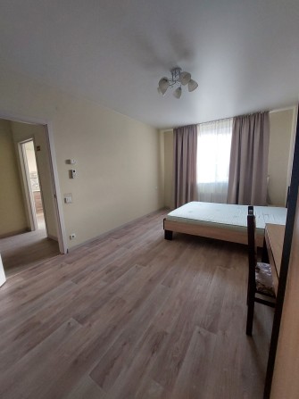 Нова 1 кімнатна квартира в оренду у Білогородці є парковка! - фото 1