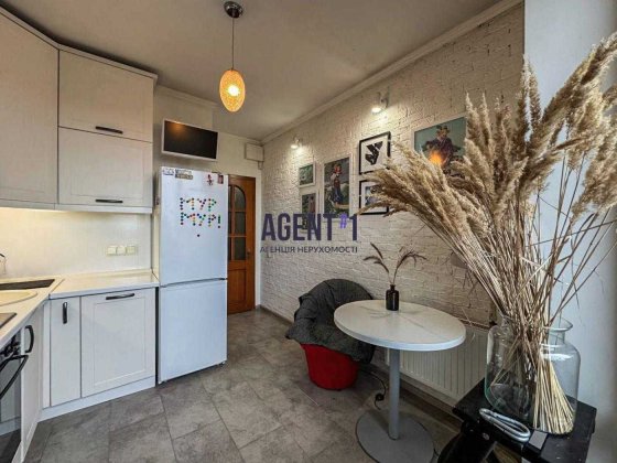 Оренда  40кв.м, квартири с. Петропавлівська Борщагівка Петропавловская Борщаговка