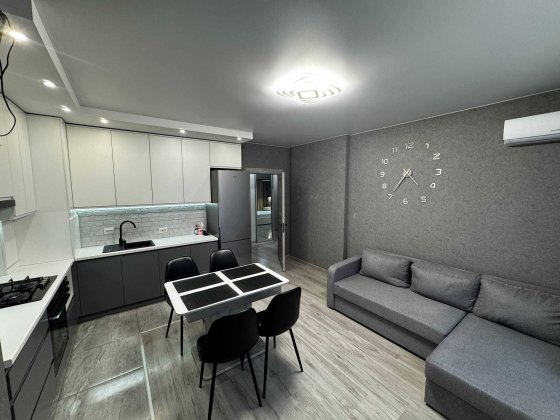 ОРЕНДА Двокімнатної кв. ЖК Оптимісто 2 роздільні кімнати+кухня-студія Гатное