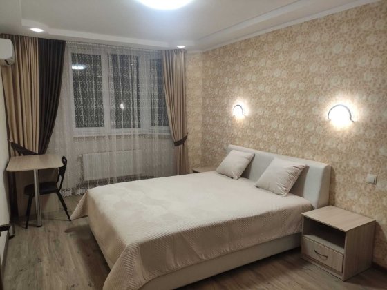 Оренда однокімнатної квартири Софія Сіті Боголюбова 24 тепла затишна Софиевская Борщаговка