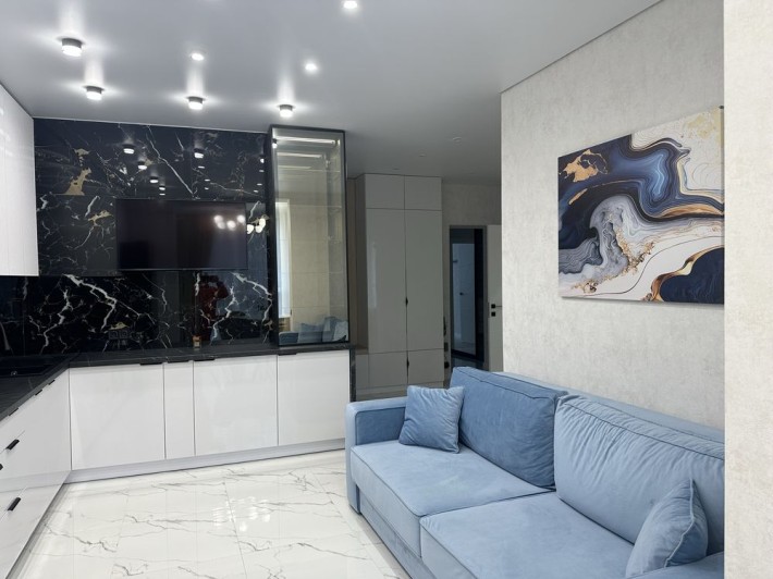 Сдам 3-х кімнатну квартиру з автономним газовим опалення ,тепла підло - фото 1