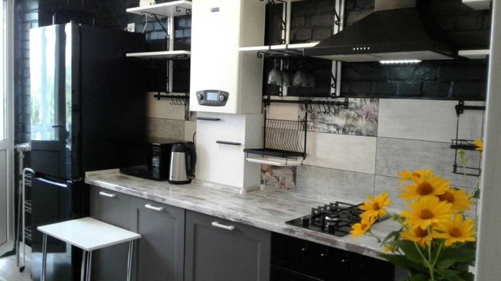 Оренда просторої 1к квартири з авторським ремонтом! Газ!Зелена локація - фото 1