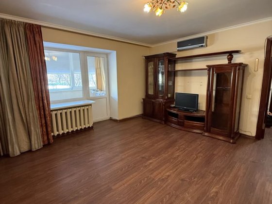 Немішаєве, велика однокімнатна квартира в оренду Немішаєве