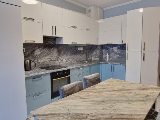 Квартира з власною ділянкою, тихо затишно, паркування Кедина Гора