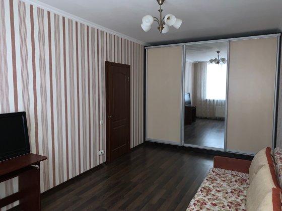 Оренда однокімнатної квартири, с. Чубинське, вул. Виставкова 10 Чубинское