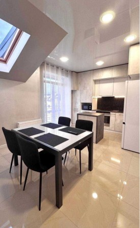 Оренда 2 кімнатної квартири ЖК Південний Сокільники вул Весняна 15 - фото 1