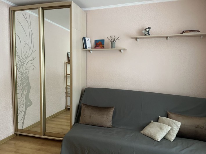 Здається невелика 1к квартира вул Валерія Гудзя - фото 1