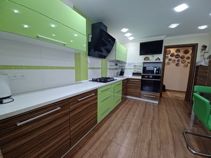 Здається простора 3х км квартира!!! - фото 1