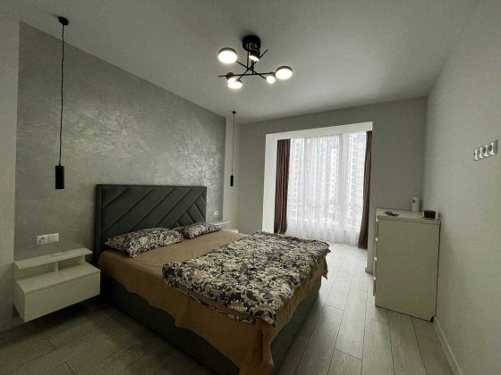 Простора 3к квартира Княгинин Ивано-Франковск