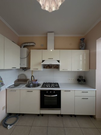 Оренда 1 кім.квартири в Брюховичах з виглядом на озеро, вул. Львівська - фото 1