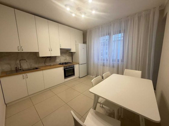 Простора двокімнатна квартира у Зимній Воді Зимна Вода