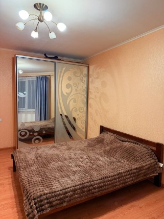 Сдам 1комн квартиру в ЖК Радужный. 7 эт! - фото 1