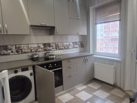 1 к. квартира Небесной сотни/"Радужный" массив Лиманка