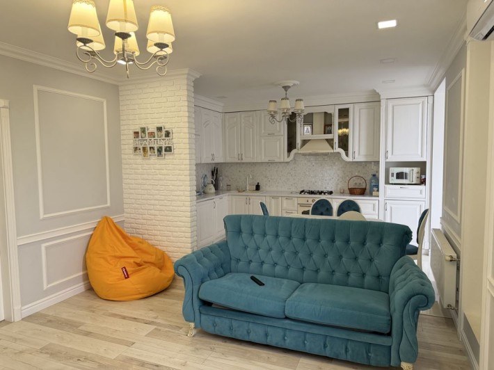 Сдам долгосрочно! 2 комнаты и кухня-гостиная - фото 1