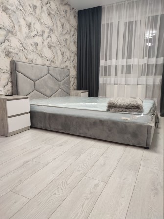 Аренда 1-но комнатная квартира с видом на море Золотая эра. Есть свет - фото 1