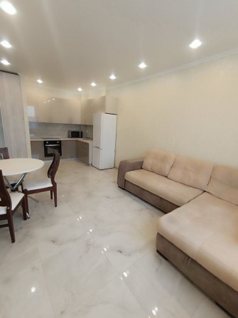 Сдаи квартиру в Приморских Садах - фото 1