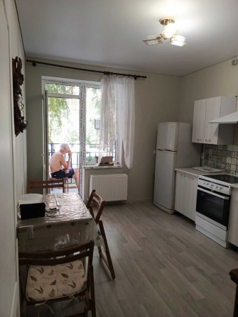 Сдается в аренду 2-к квартира 67м , в ЖК Радужный, ремонт, техника - фото 1