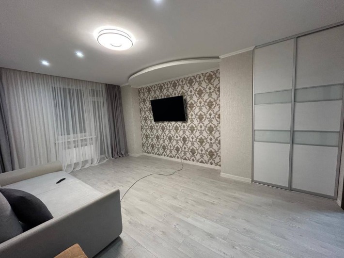 Сдам 1к квартиру ЖК Радужный - фото 1