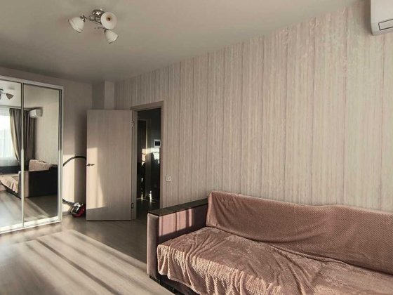 Здам 1но кімнатну квартиру на 7му небі - новий будинок! Авангард