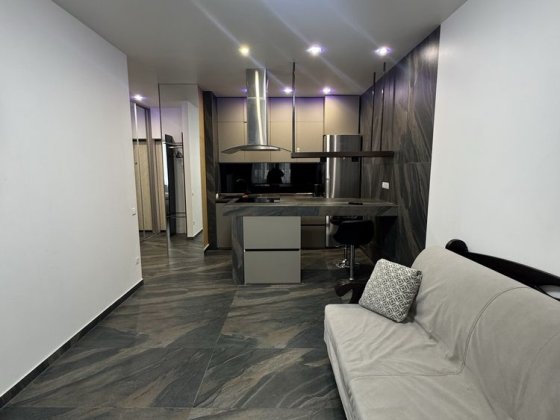 Кухня-студія та спальня! Є світло від інвертору! Лиманка