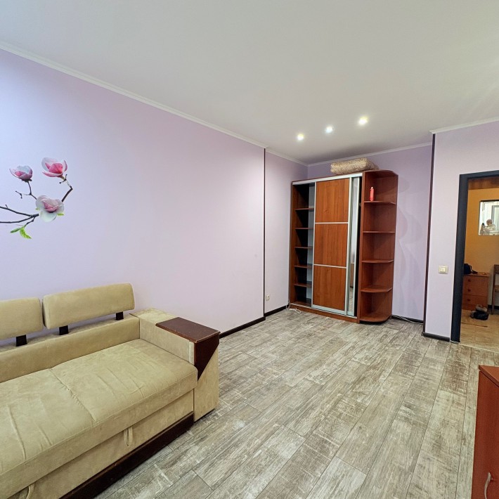 Аренда двухкомнатной квартиры! КРадужный! Евроремонт! Ключи - фото 1