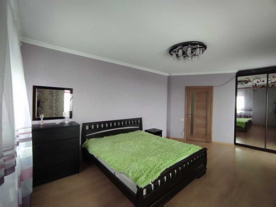 Оренда 4-х кімнатного Будинку Шаровечка, 2-км від Хмельницького Шаровечка