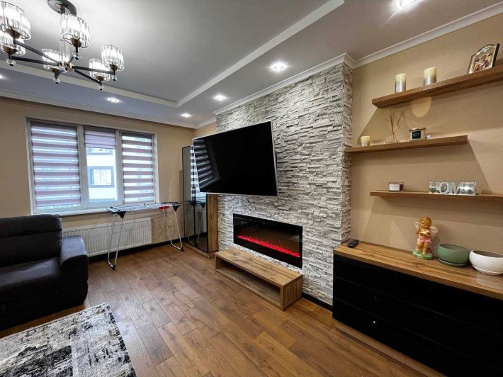 Простора 3к квартира біля Епіцентру - фото 1