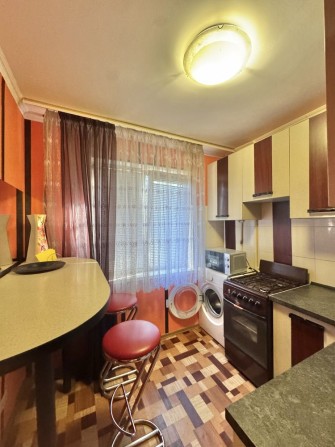 2 комн квартира 97 квартал ул Героев Ато - фото 1