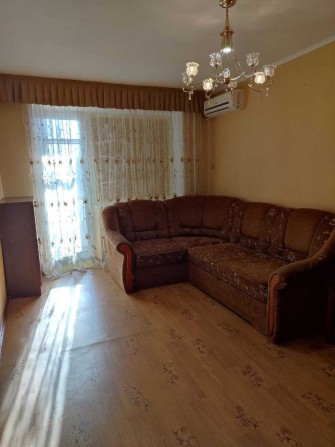 Сдам на длительный   срок  2-х ком. кв. ЦЕНТР . - фото 1