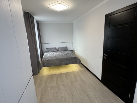 Здається 2 кімнатна квартира в центрі міста . Кривий Ріг