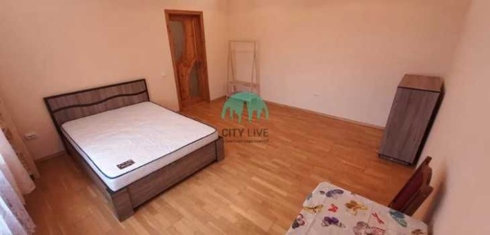 Оренда 3-кім квартири великої площі Хмельницького (П) - фото 1