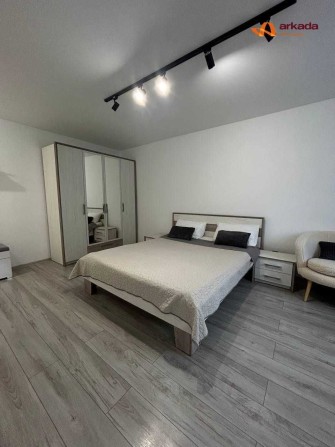 Оренда укомплектованої однокімнатної квартири в центрі міста - фото 1