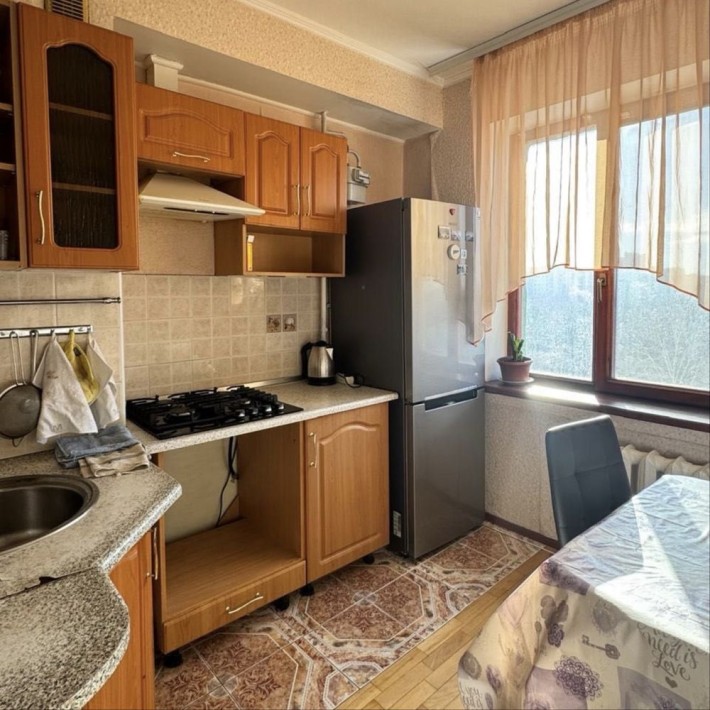 Огнівка кімнати окремі вільна тепла квартира - фото 1