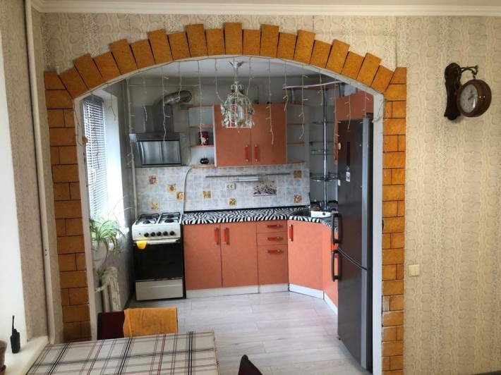 Браїлки тепла квартира - фото 1